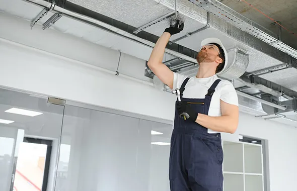 Advantages of commercial duct cleaning including better air quality, HVAC efficiency, and fire safety.